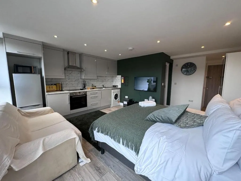 Image 1 of FT6 Brick Lane Studio Apartment