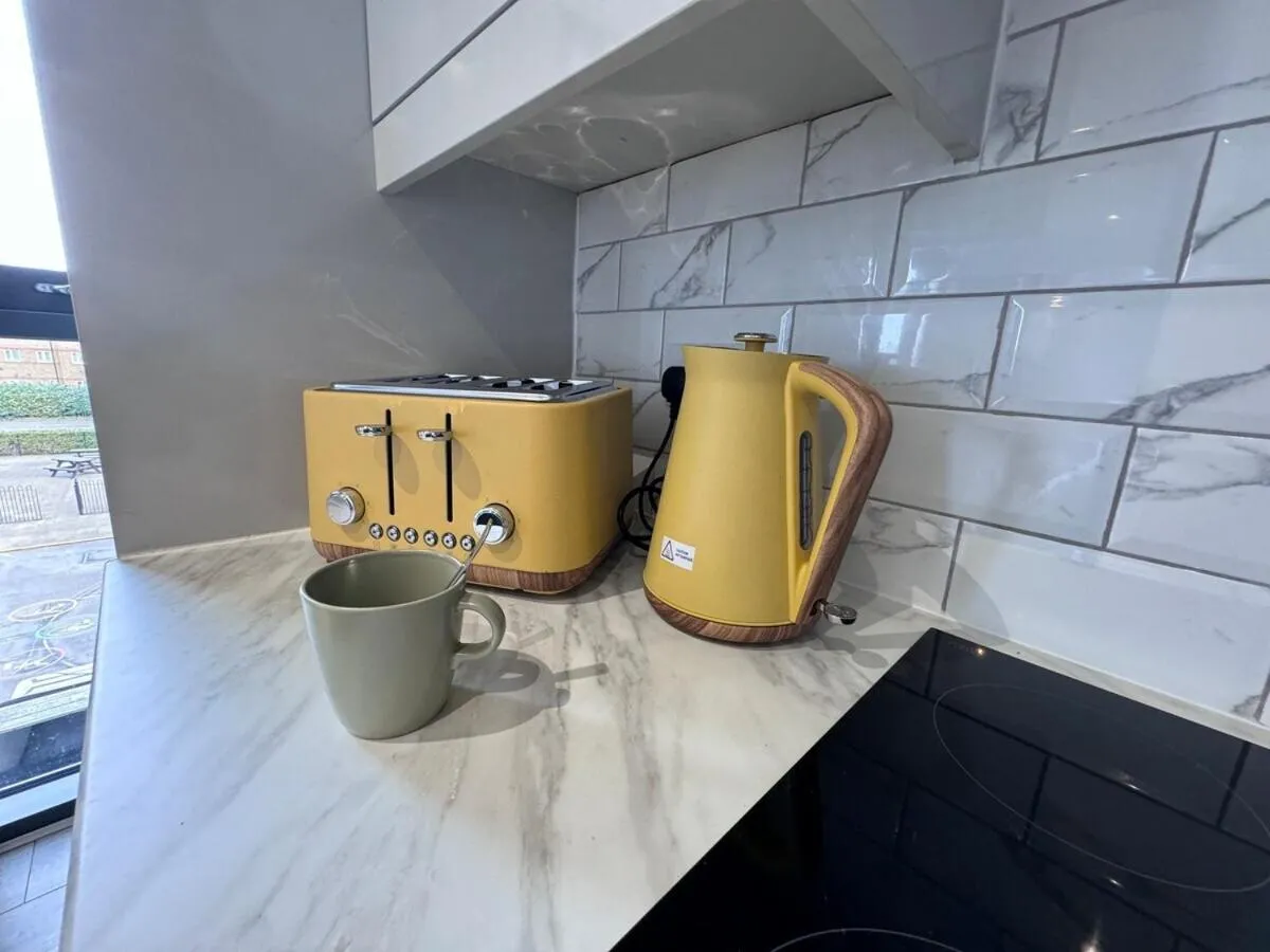 Image 3 of FT6 Brick Lane Studio Apartment
