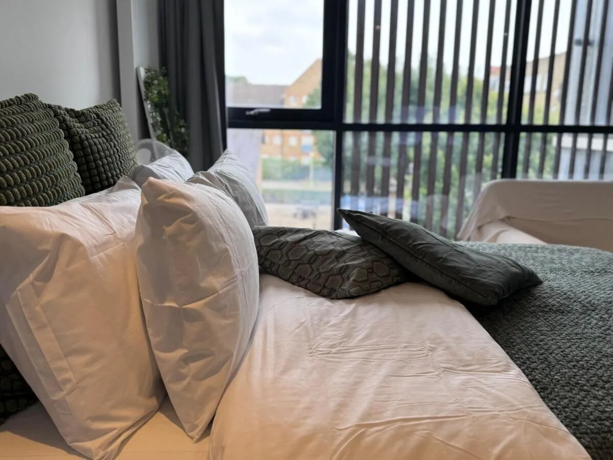 Image 4 of FT6 Brick Lane Studio Apartment