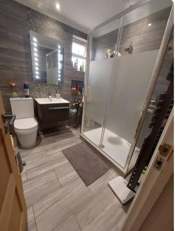 Image 1 of Family Room for 2-3 people
