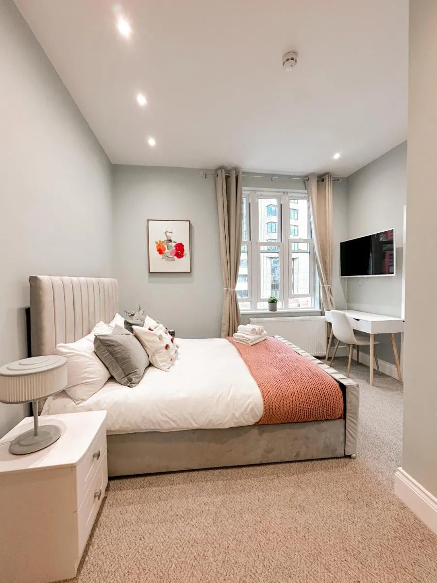 Image 5 of Farringdon Rooms