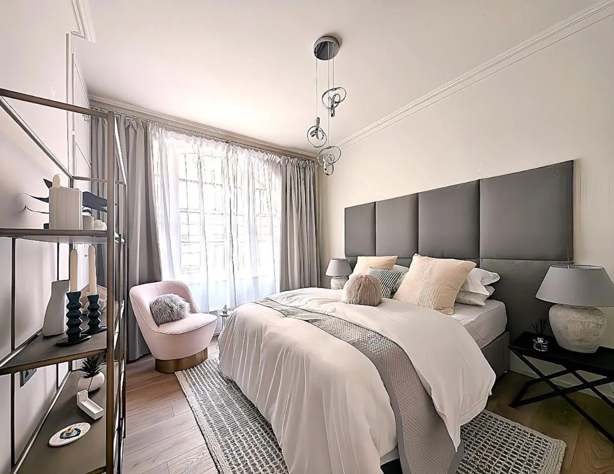 Image 3 of Fitzrovia Cosy One-Bedroom Apartment