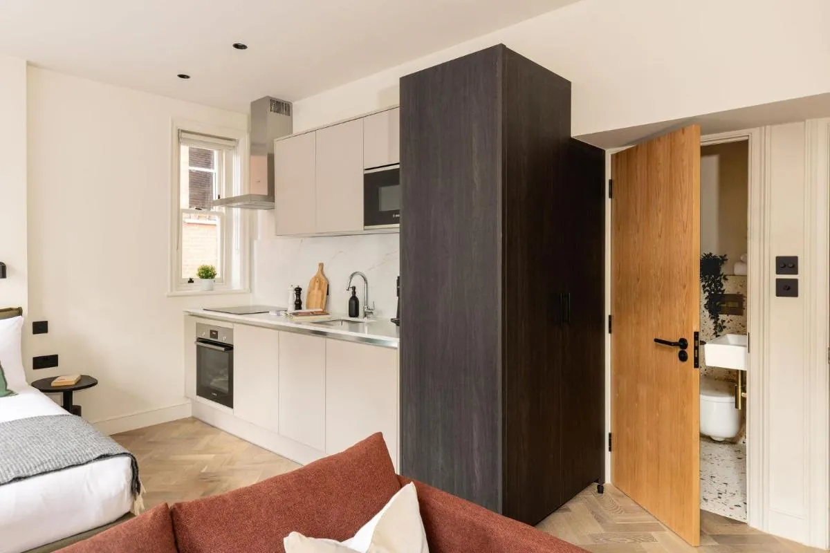 Image 3 of FiveM West Hampstead – North