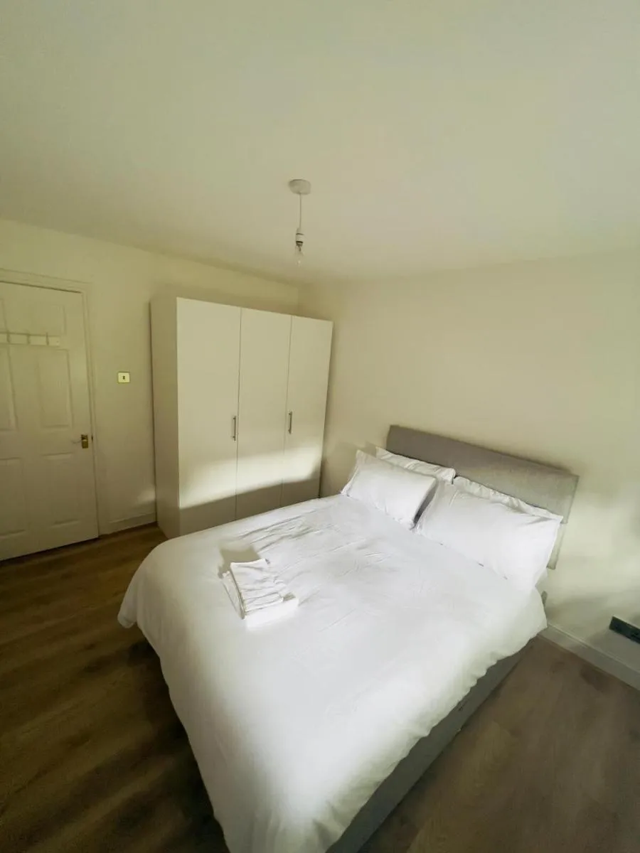 Image 5 of Flat 1 Hobart Lodge
