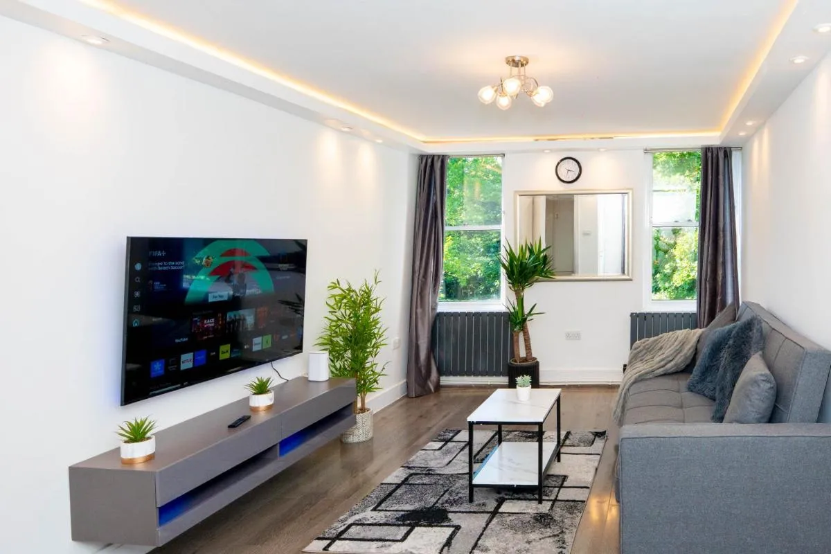 Image 5 of Flat in Islington