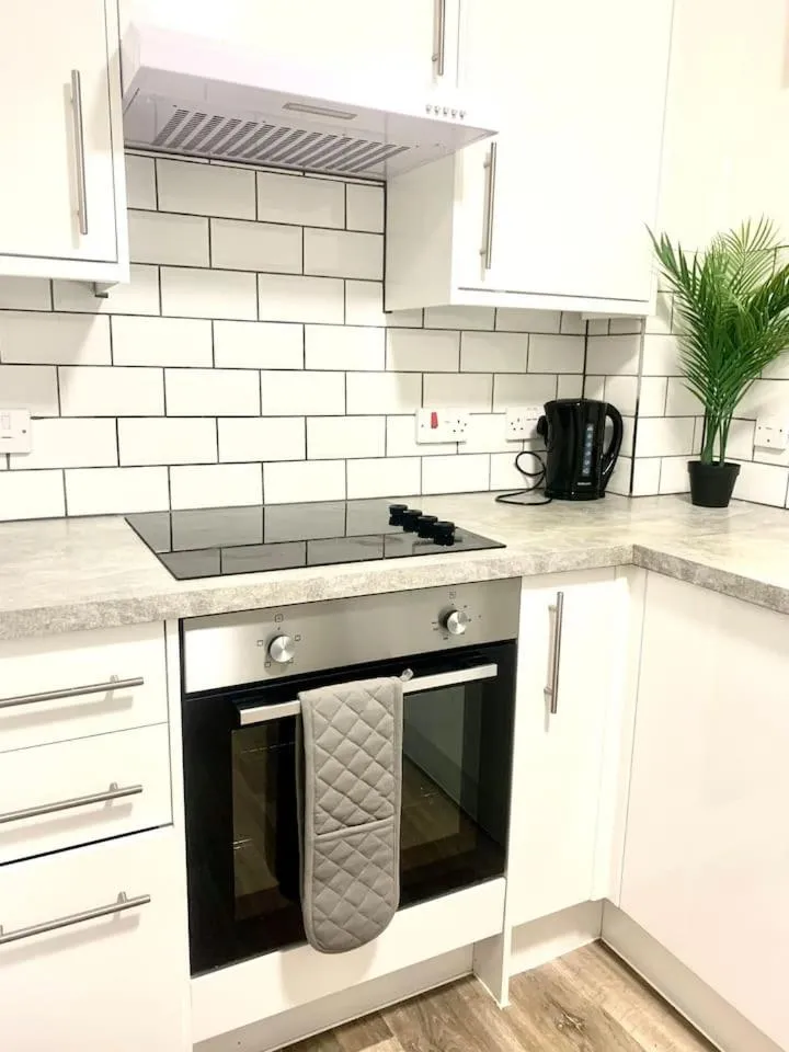 Image 5 of Flat in London- Modern 2 Bedroom Apartment Harrow near Wembley