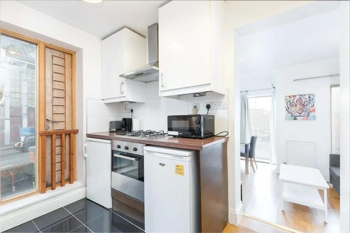 Image 4 of Flat with London Eye view Big Ben Westminister LM4