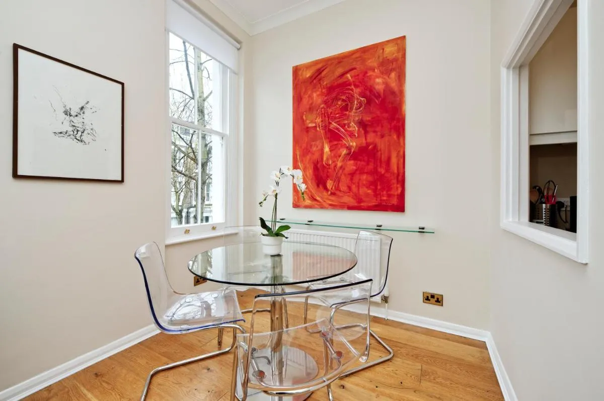 Image 4 of Flying The Flag For Earls Court by UnderTheDoormat
