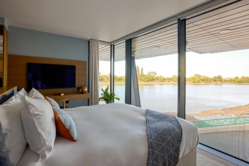 Image 1 of Fulham Pier Hotel