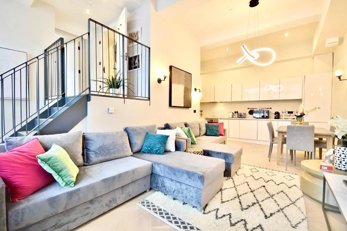 Image 4 of Fulham Townhouse, 2 Baths, Parking, Breakfast