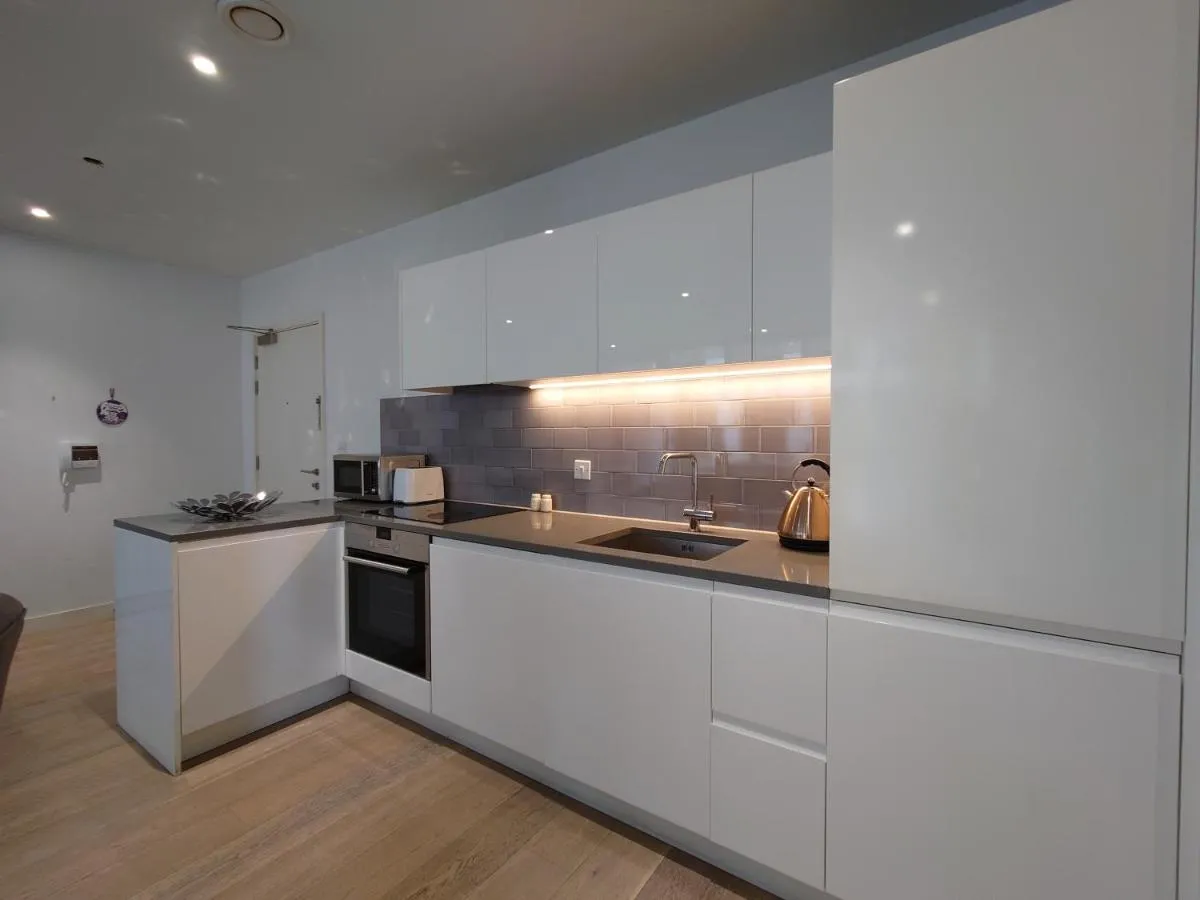 Image 4 of Fully Serviced One Bed Apartment in RW