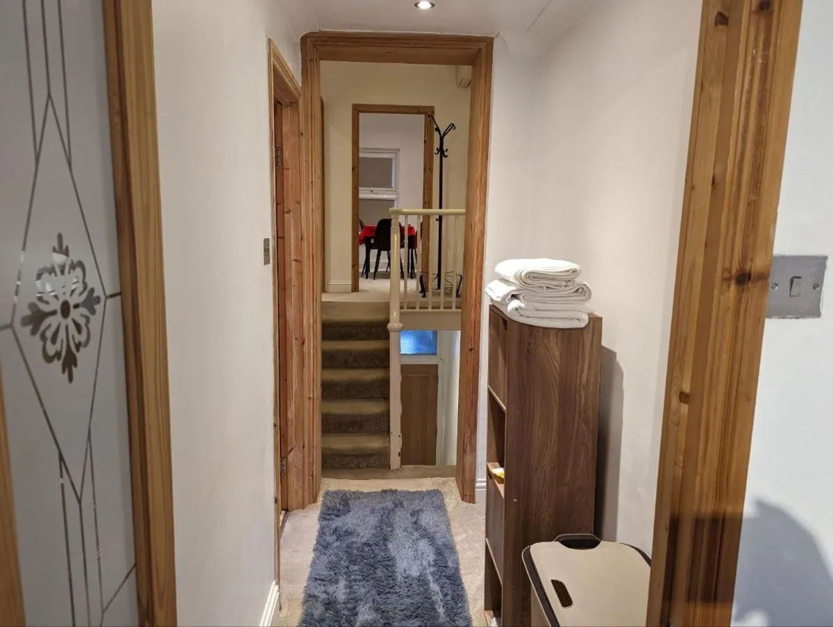 Image 3 of Fully-equipped flat in the city of London.