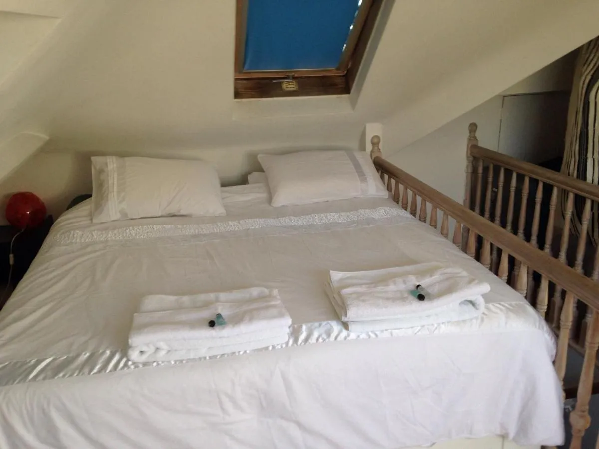 Image 3 of Gabe’s Rooms in Central London