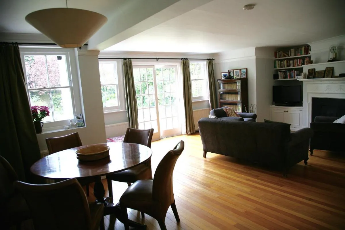 Image 4 of Garden flat in a quiet Camden spot