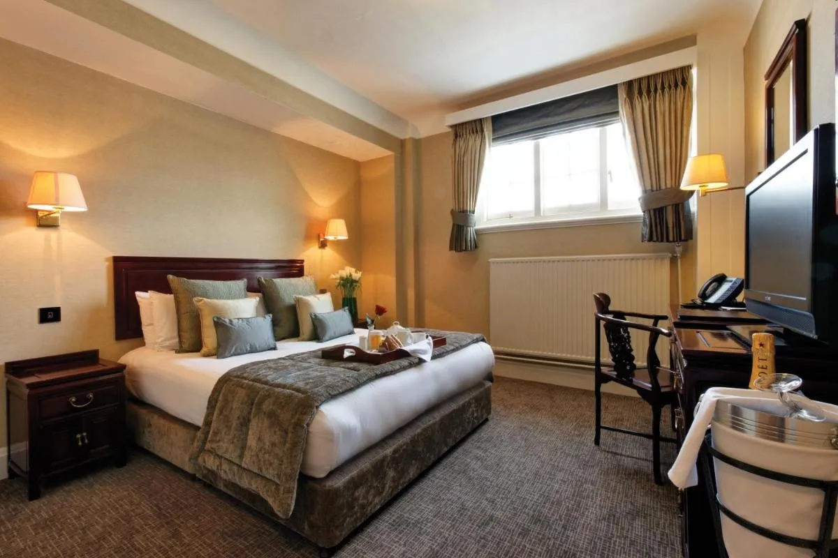 Image 5 of Gem Strathmore Hotel