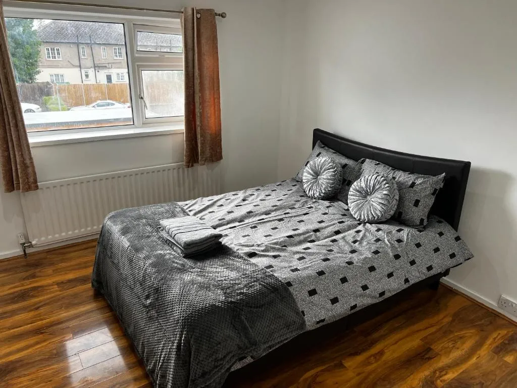 Image 1 of Good priced Single Rooms in Hayes