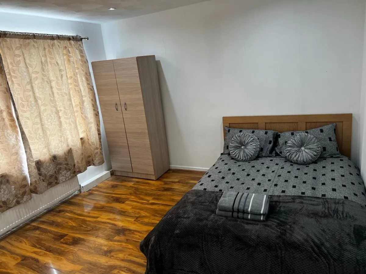 Image 5 of Good priced Single Rooms in Hayes