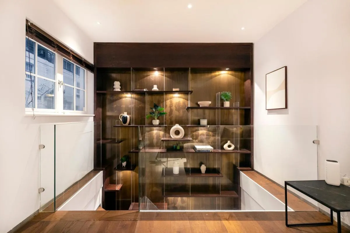 Image 3 of Gorgeous 3 Bed House in Paddington