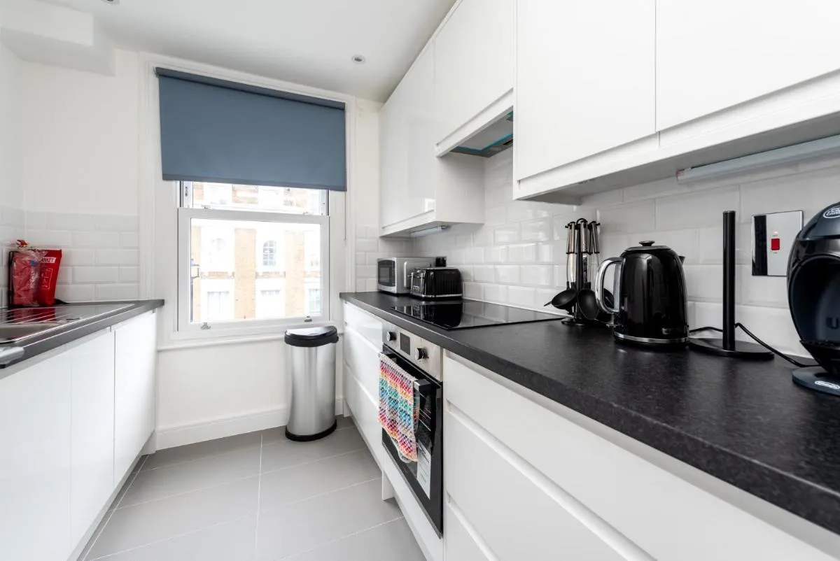 Image 4 of Gorgeous Apartment by Hyde Park (SS4)