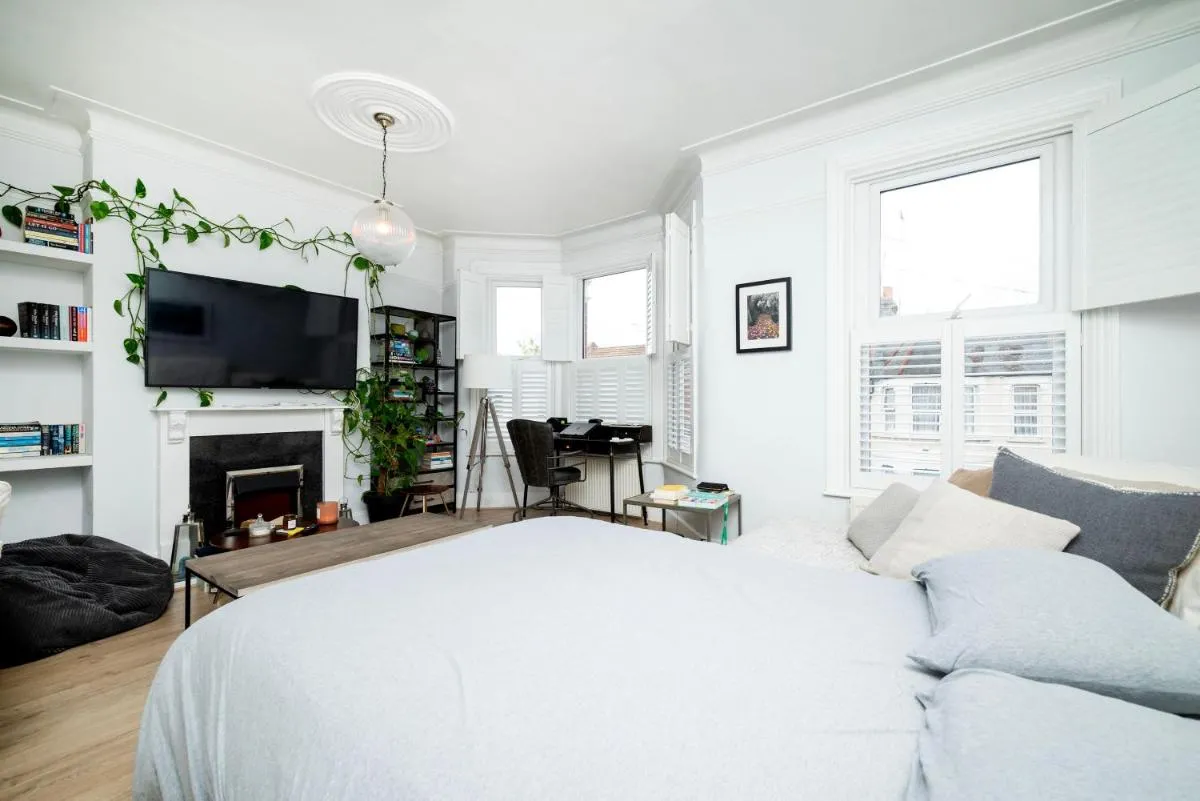 Image 5 of Gorgeous Garden Flat, Wood Green