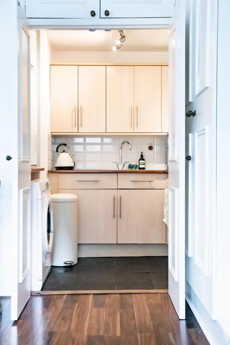 Image 4 of Gorgeous Notting Hill Victorian Studio