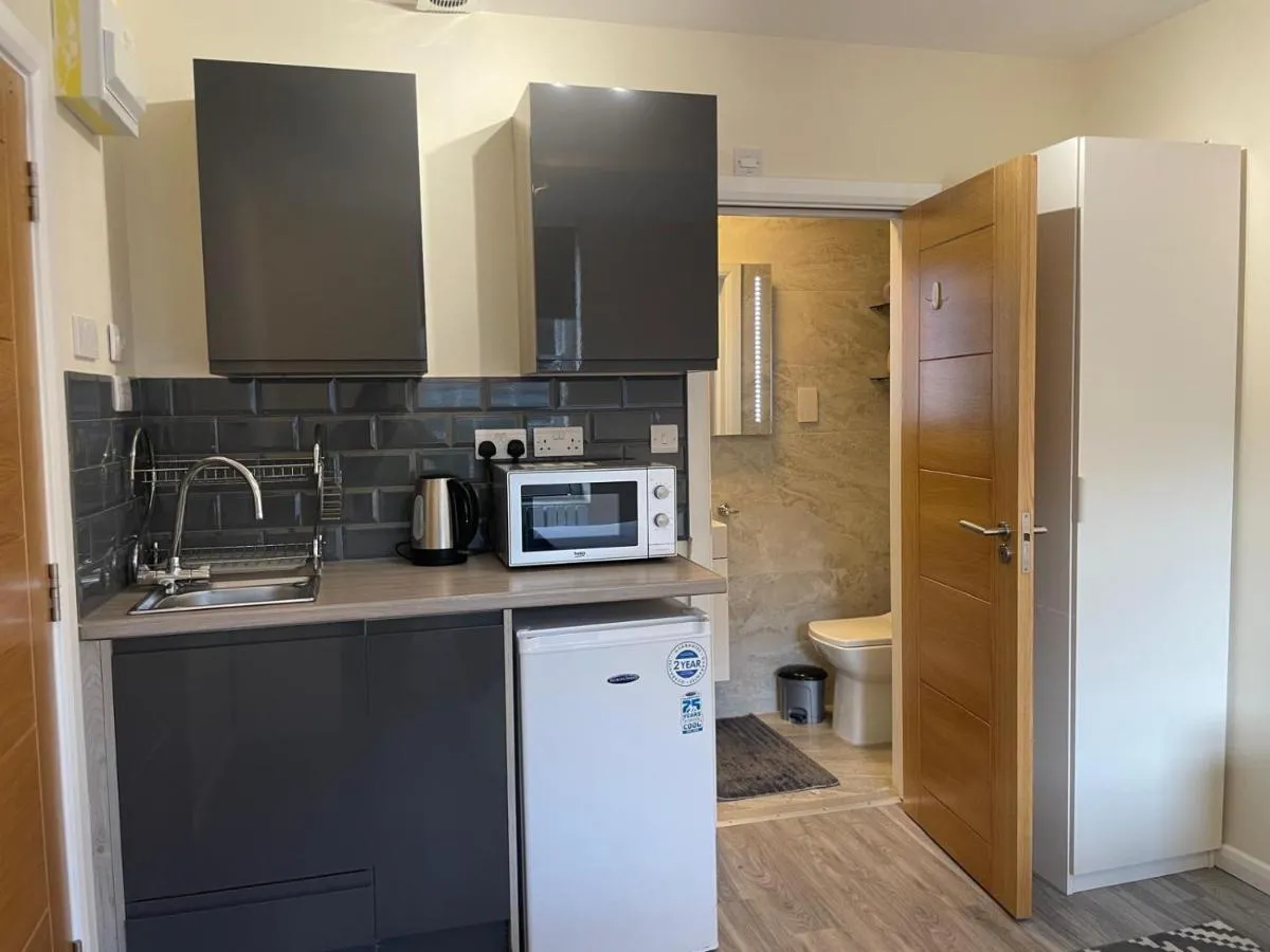 Image 4 of Grays Inn Road – Room 3