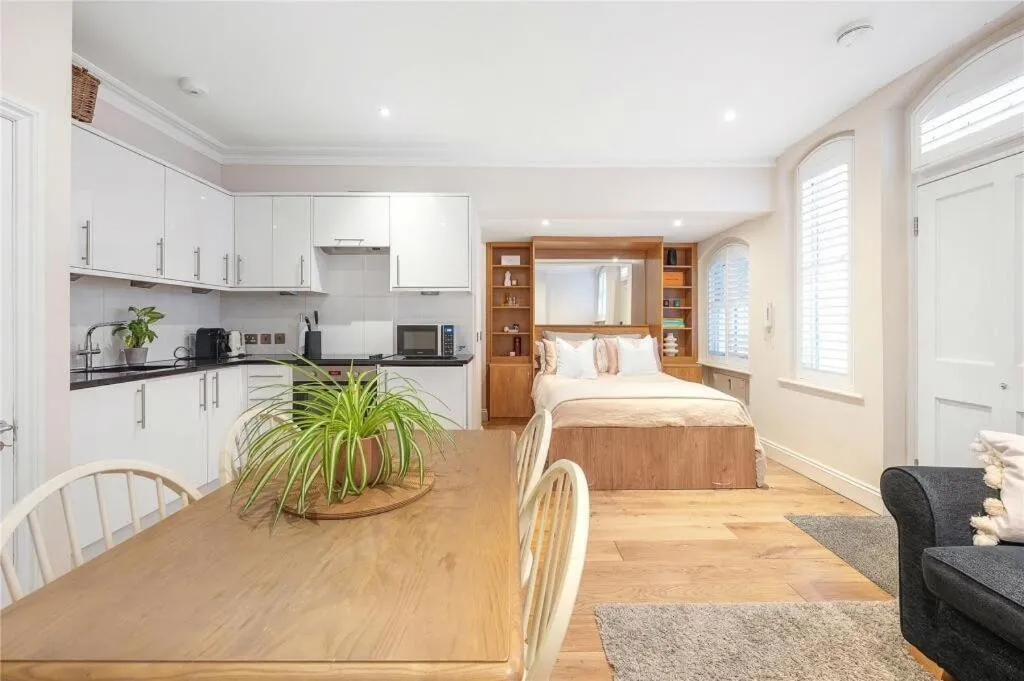 Image 3 of Great Location Chelsea Edition Studio Apt