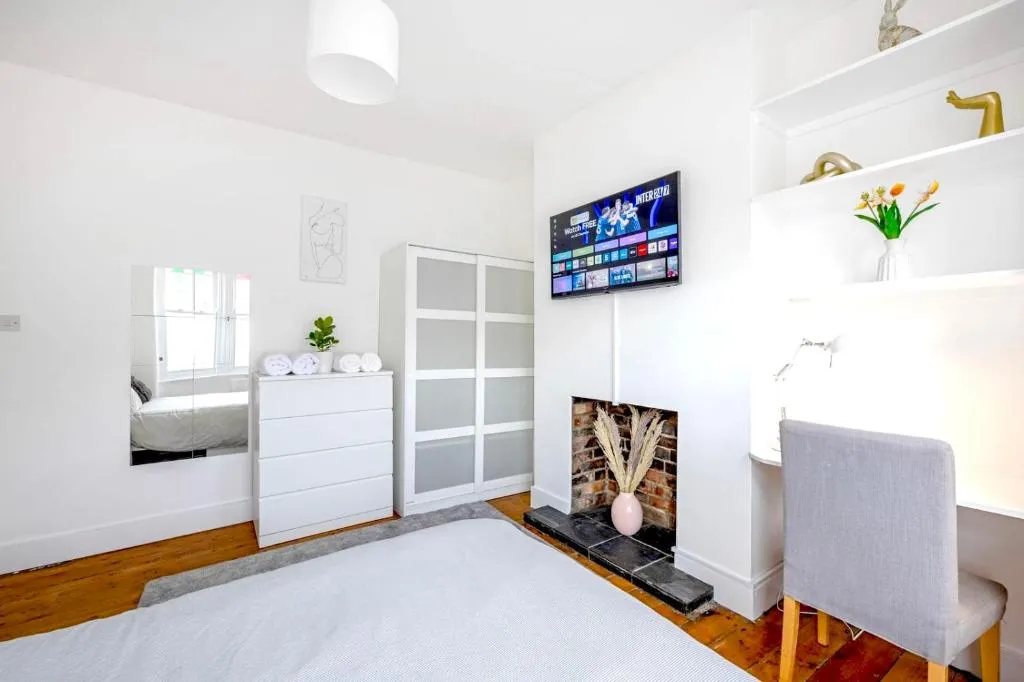 Image 1 of Greener Stays – A Beautiful 3-double bedroom Apartment