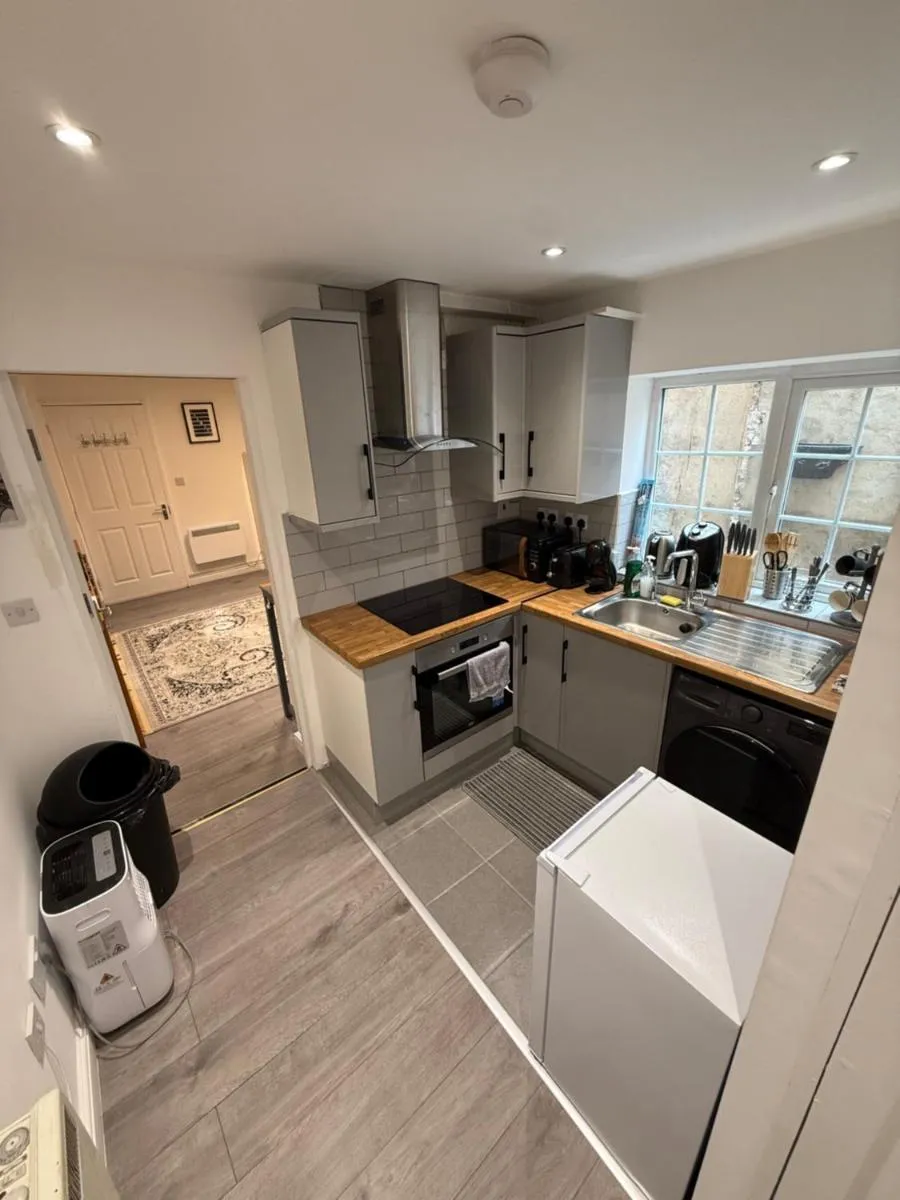 Image 4 of Ground-Floor Entire Apartment 1-Bedroom 1-Living Room & Private Garden