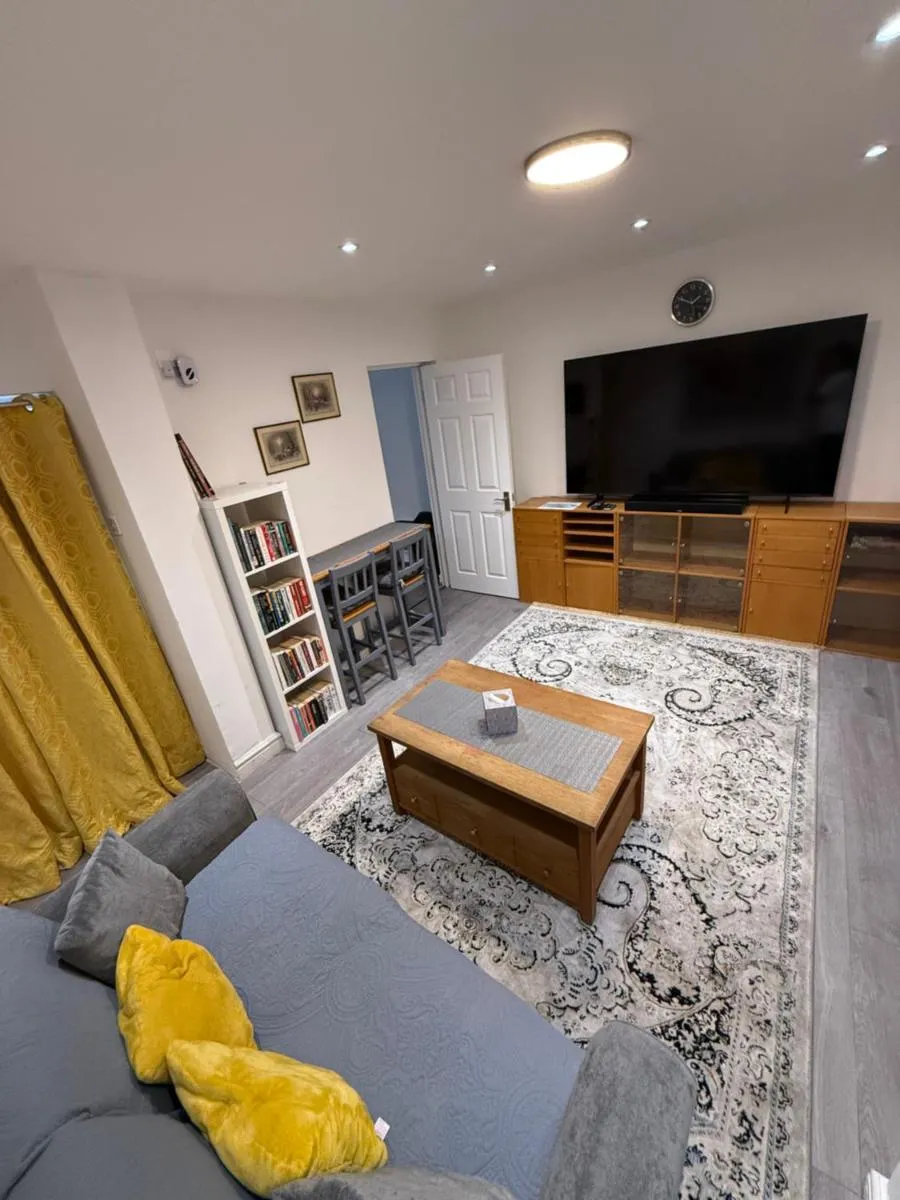 Image 5 of Ground-Floor Entire Apartment 1-Bedroom 1-Living Room & Private Garden