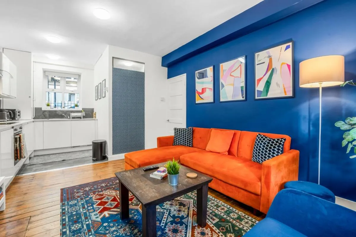 Image 3 of Ground Floor 2-Bed Apartment In Hackney