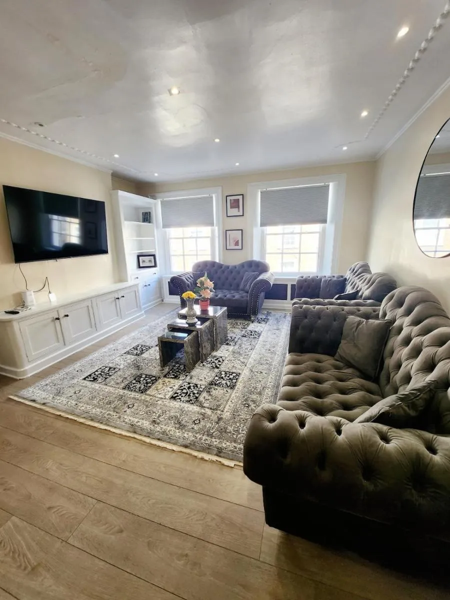 Image 5 of Gucci flat in Knightsbridge
