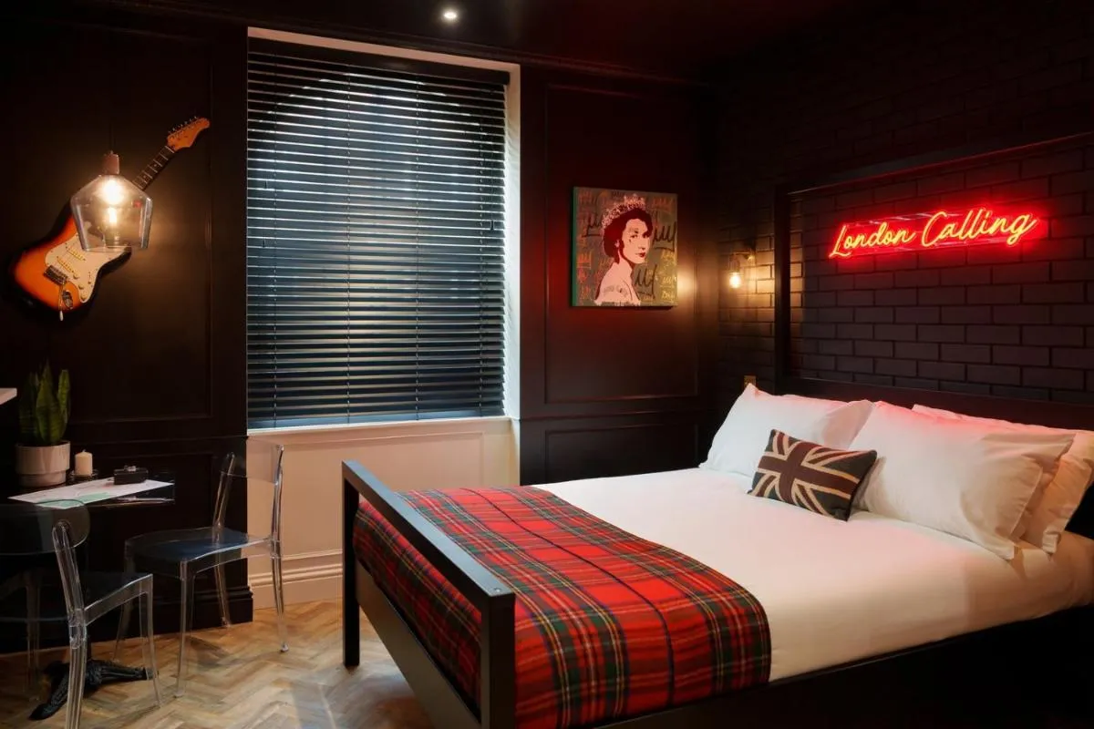 Image 4 of GuestReady – Camden Studios
