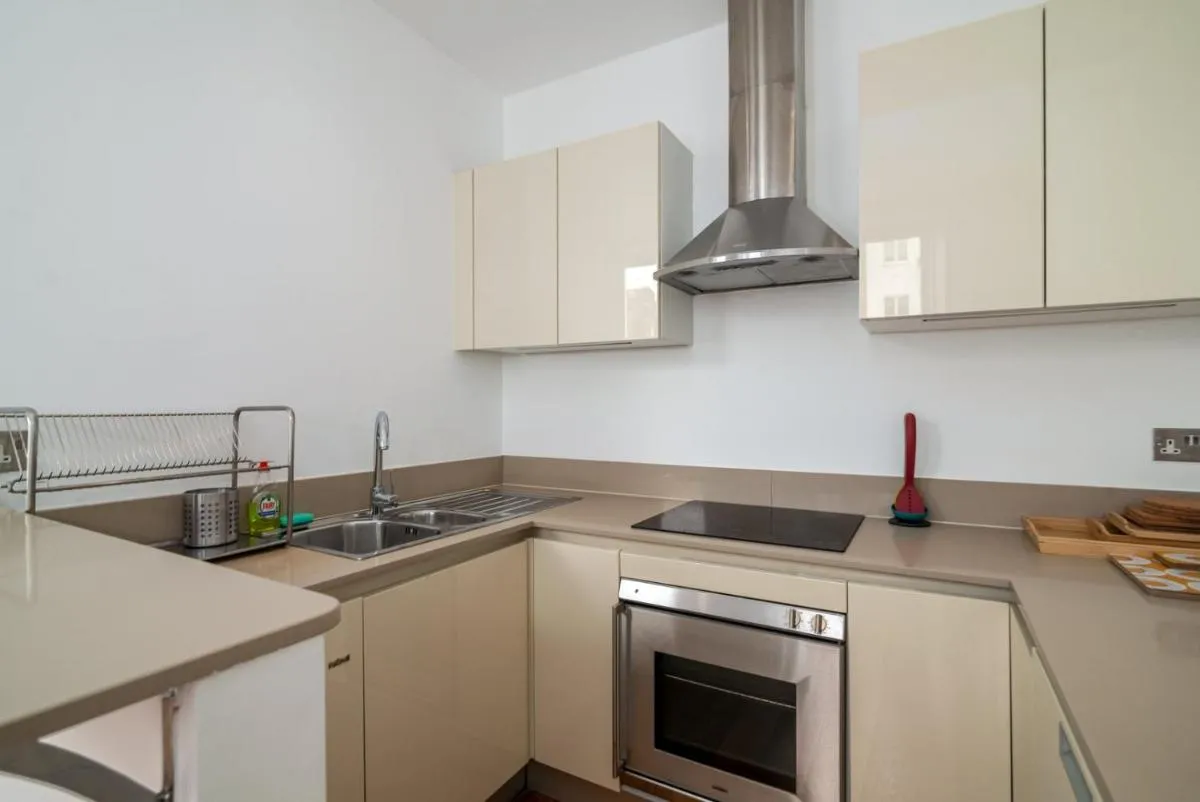 Image 3 of GuestReady – Chic in the heart of Kensington