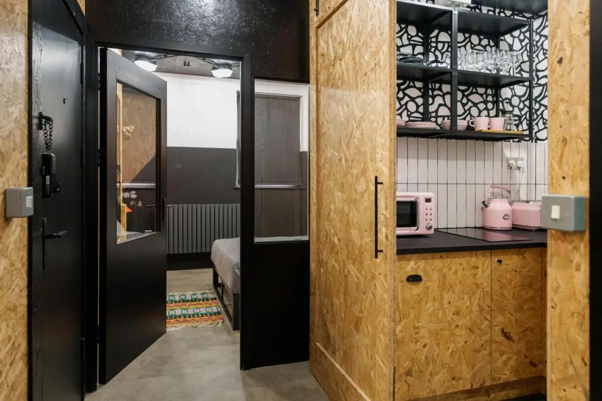 Image 5 of GuestReady – Hackney Studios