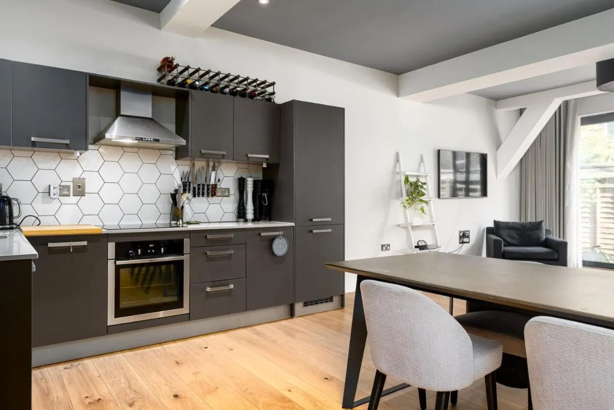 Image 4 of GuestReady – Modern Comfort in Stoke Newington