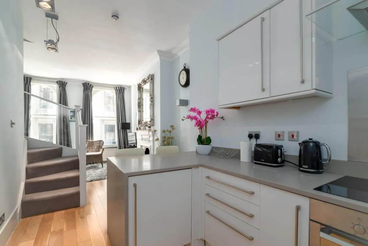 Image 4 of GuestReady – Stunning Covent Garden 2BR Duplex