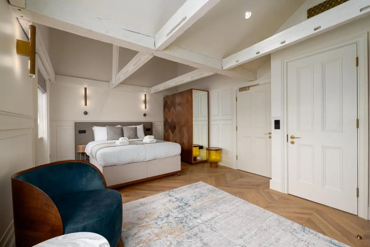 Image 3 of GuestReady – The Fitzroy Hotel