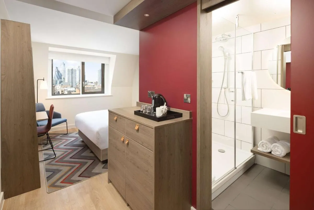 Image 3 of Hampton By Hilton London City