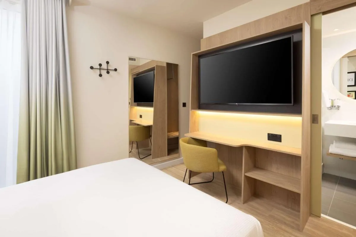 Image 5 of Hampton By Hilton London Old Street