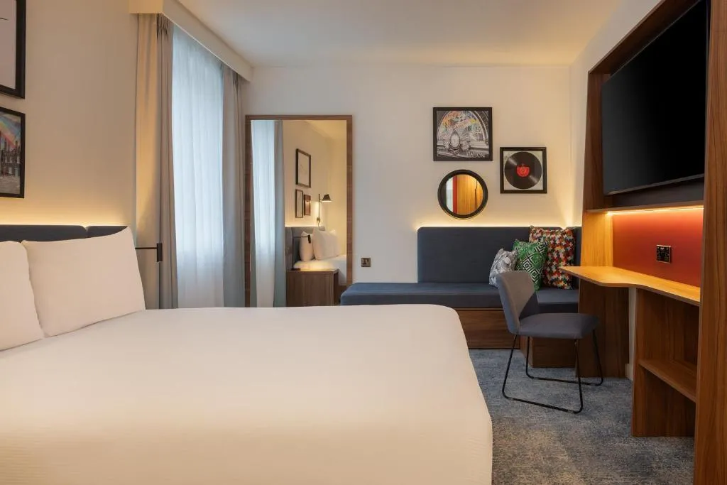 Image 1 of Hampton by Hilton London Waterloo