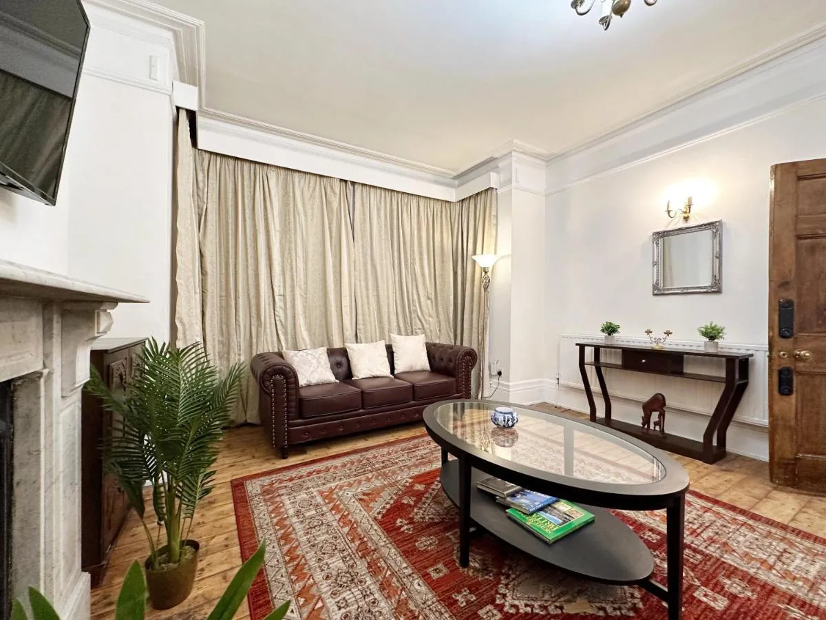 Image 5 of Hannah Place Near Finsbury Park – 4 Double Beds, Ideal for Families, max 8 people