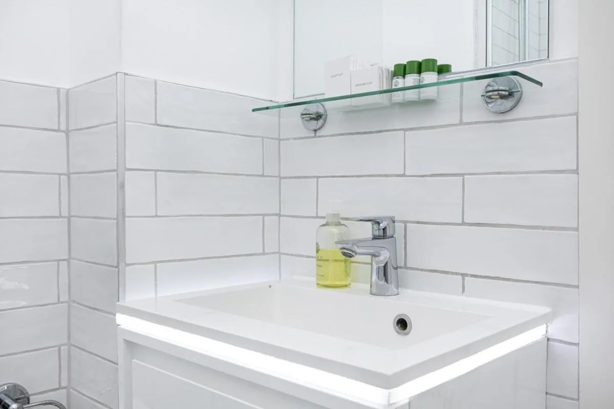 Image 3 of Harley Street Luxury Apartments by City Relay