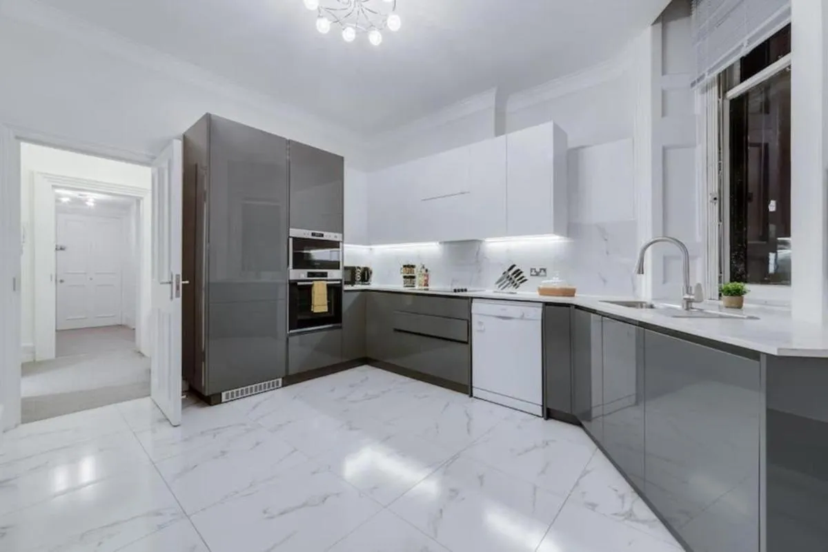 Image 5 of Harley Street Spectacular Suites with High Ceilings, High Luxury