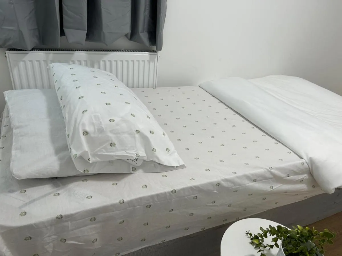 Image 5 of Harrow Haven – Sleeps 5 & Free parking