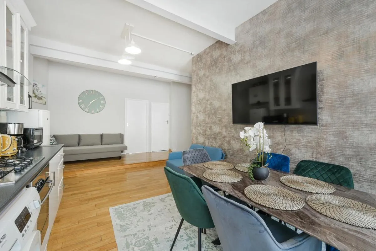 Image 3 of Hatton Gardens – 2 Bedroom Family Apartments