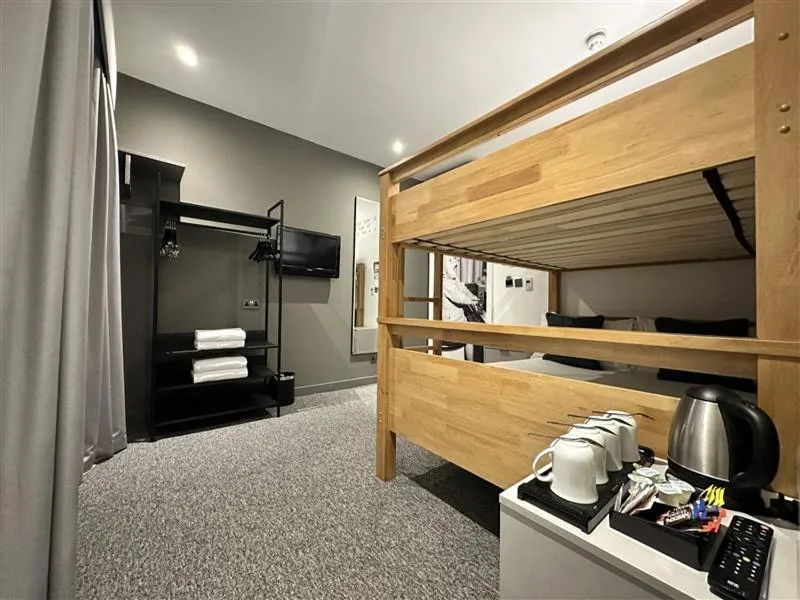 Image 4 of Heeton Concept Hotel – Kensington London