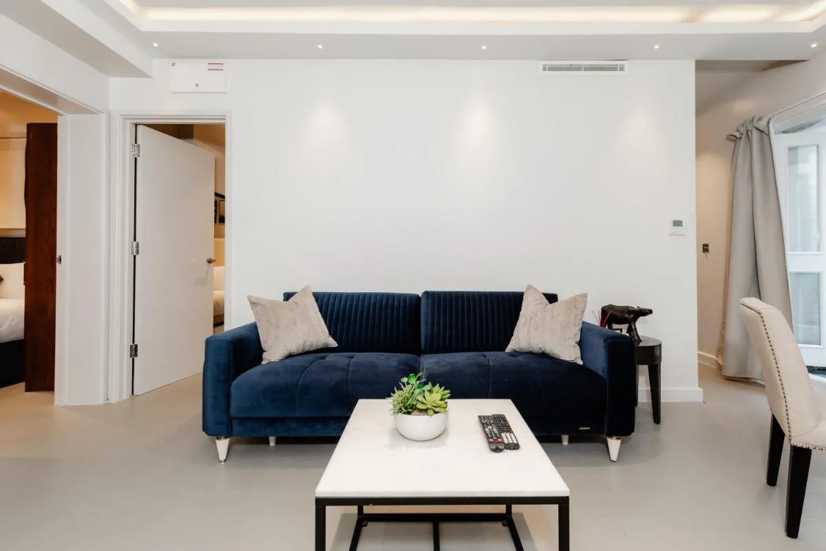 Image 3 of High Street Kensington Apartments