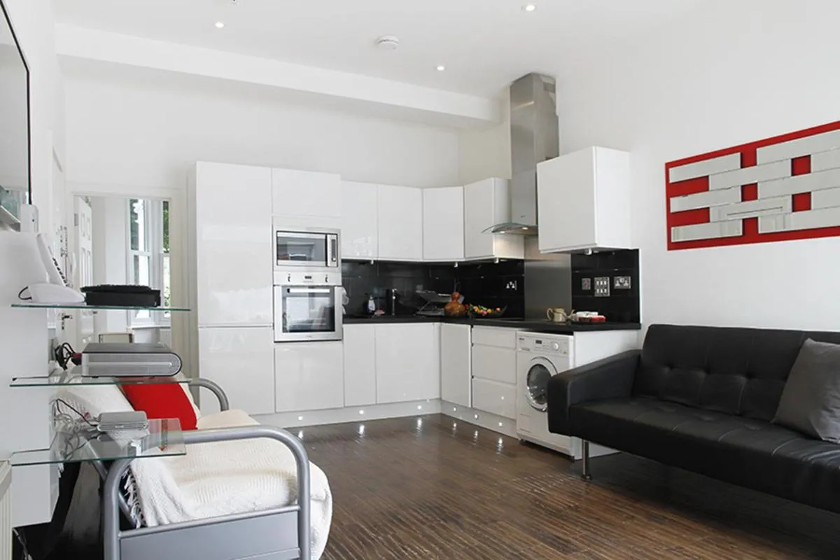 Image 3 of Holiday Lets London – I2