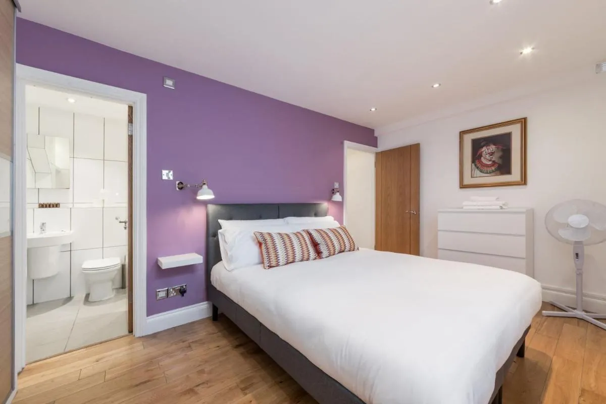 Image 3 of Home For All – Fitzrovia – by Frankie Says